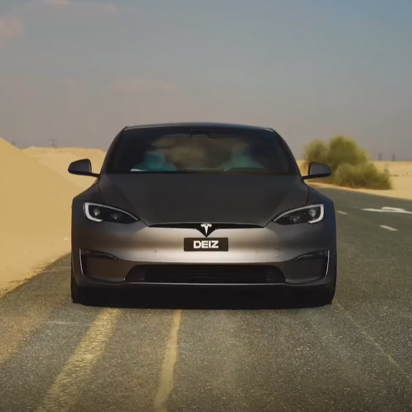 Оклейка Tesla в Sunmax 526 Matte Metallic Gunme
