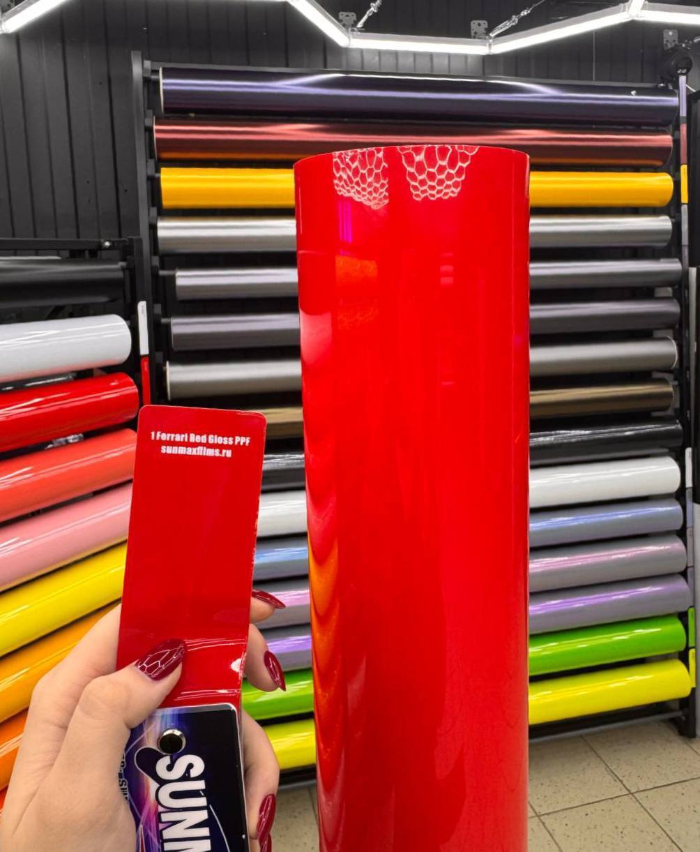 ferraryi red gloss