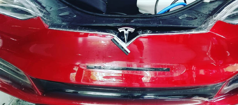 Оклейка Tesla