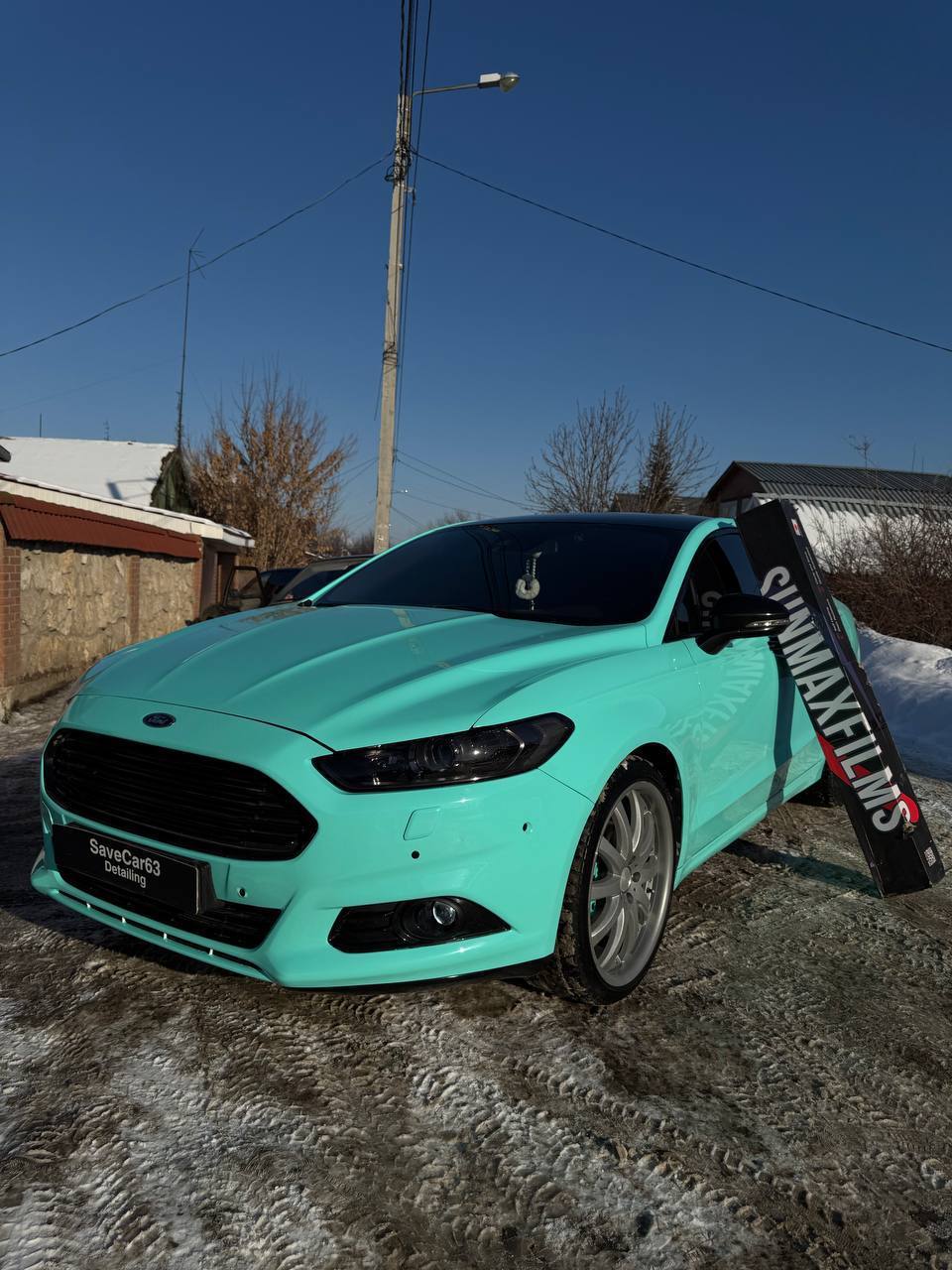 Оклейка Ford винилом Sunmax 263 Gloss Tiffany