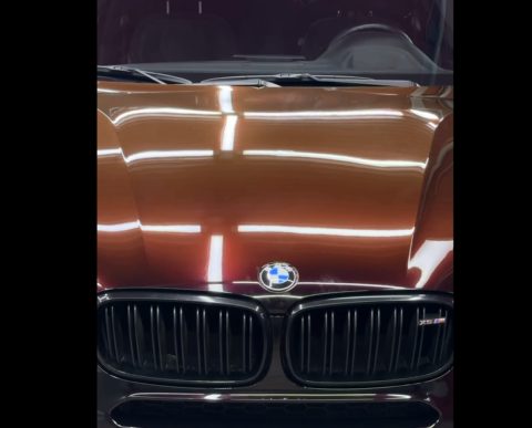 Оклейка BMW цветным полиуретаном Sunmax 18 Black Red Color PPF